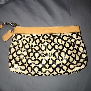 Buy 1 Get 1 Free Coach Items wristlet, very nice